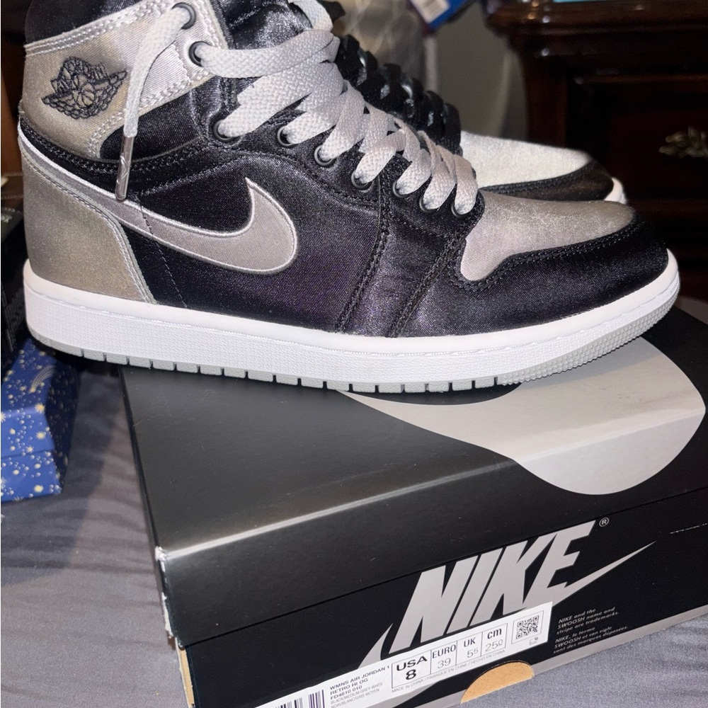 Jordan Women's Black and Silver Athletic Shoes